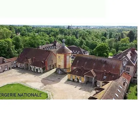 J1 St-quentin-en -yvelines En Rez De Jardin Avec Parking Apartmán Trappes