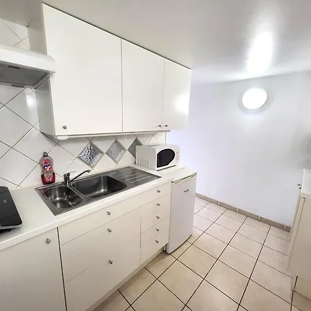 Apartment J1 St-quentin-en -yvelines En Rez De Jardin Avec Parking Trappes