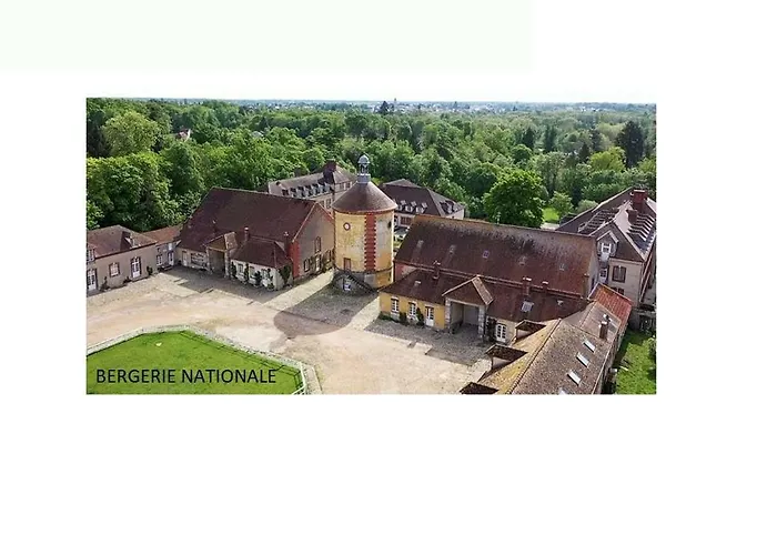 J1 St-quentin-en -yvelines En Rez De Jardin Avec Parking Appartement Trappes